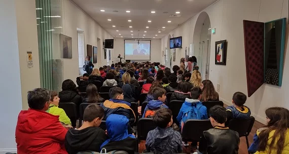 La BCC della Calabria Ulteriore spiega l'economia ai giovanissimi nell'ambito del Valentia Festival